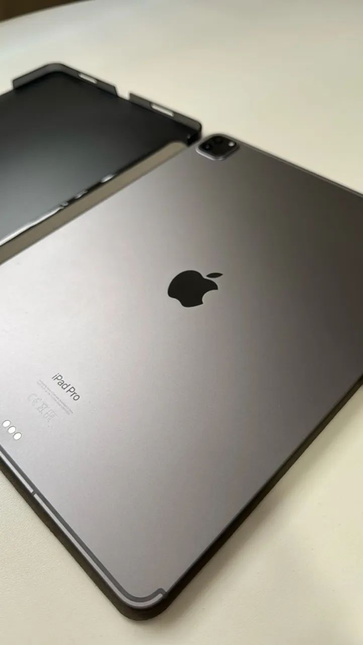 Vendo iPad Pro com Apple Pencil