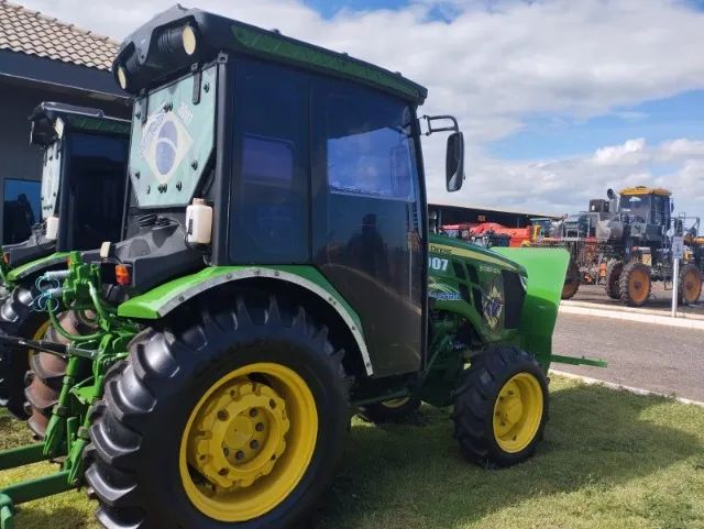 TRATOR JOHN DEERE 5080 EN ANO FABRICAÇAO 2022 - Foto 3