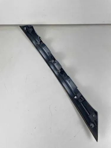 Moldura Placa Superior Mala Toyota Corolla  2019 Preto - Foto 2