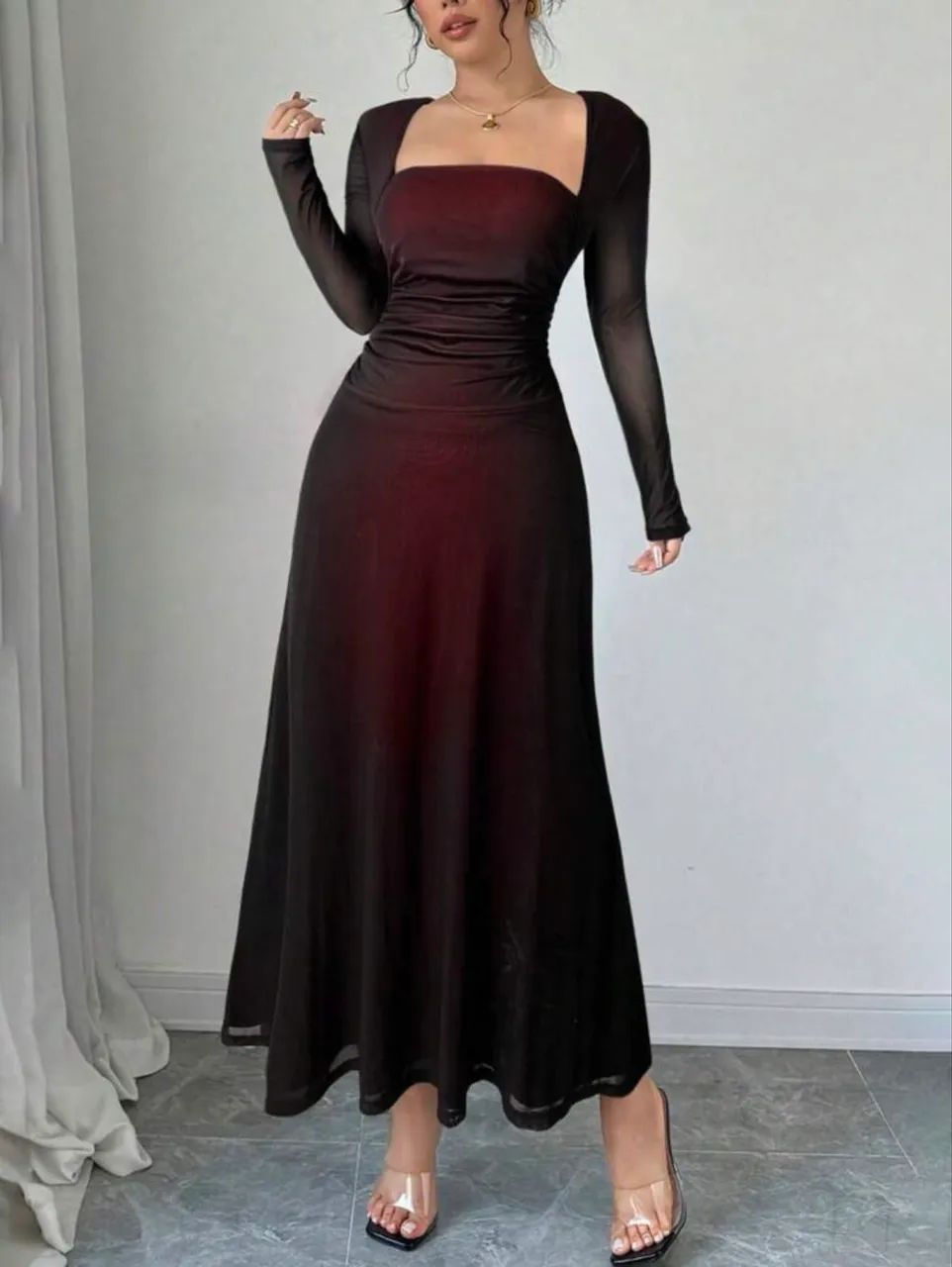 Vestido longo elegante manga comprida gala