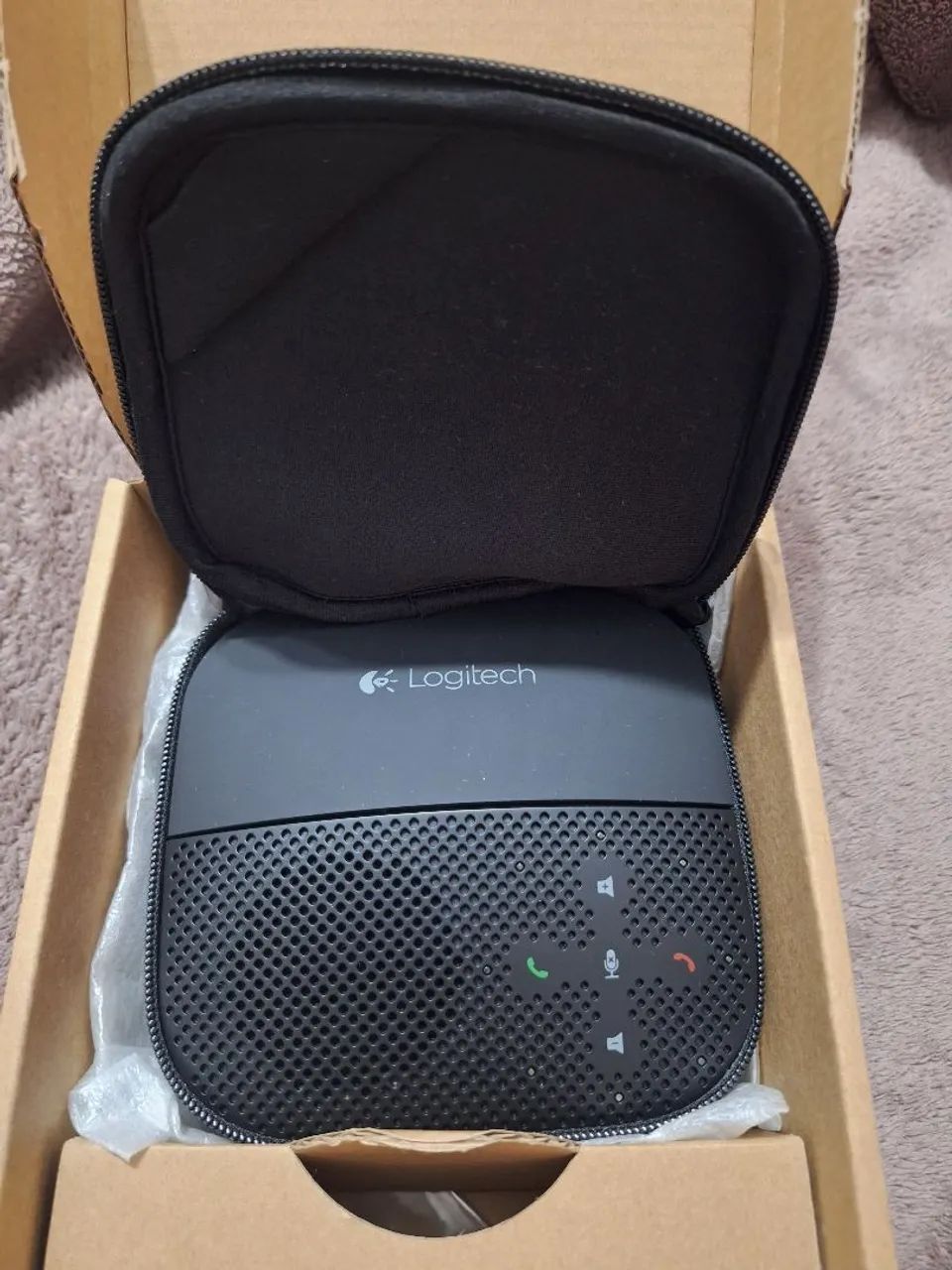 Viva-voz Bluetooth e USB Logitech P710e ? Completo na Caixa (Perfeito para Home Office) - Foto 2