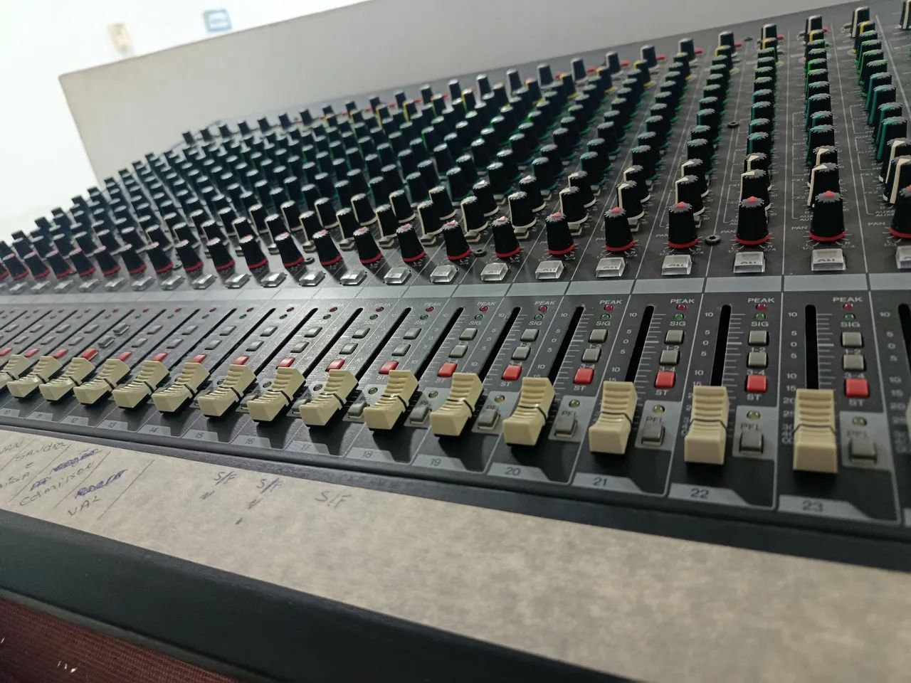 Mesa de som YAMAHA MGP32X  - Foto 2