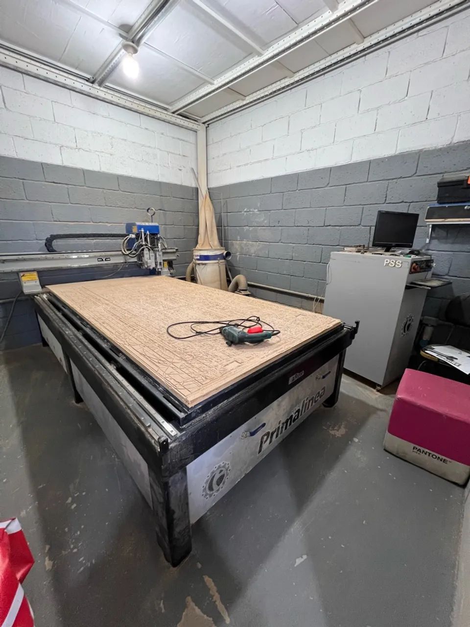 Router CNC Rizon PrimaLinea 2030 - Área Útil 2x3m - Completa com Coletor de Pó e PC (BH)