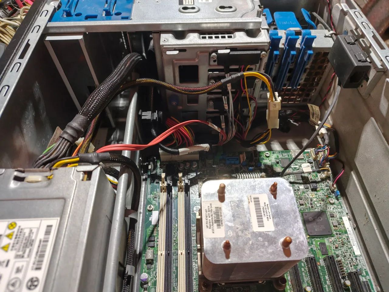 Hp proliant ml310 gen8 v2 - Foto 5