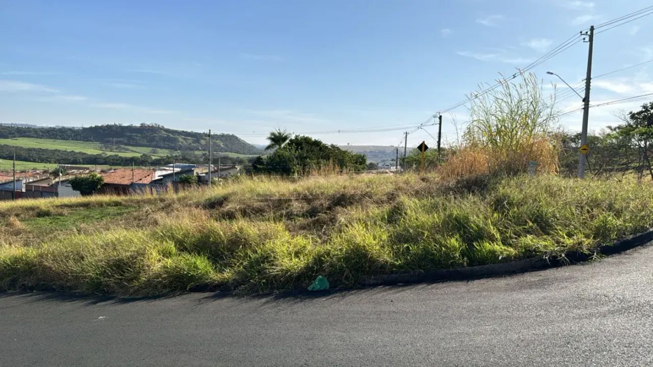 Terreno Padrão em Descalvado