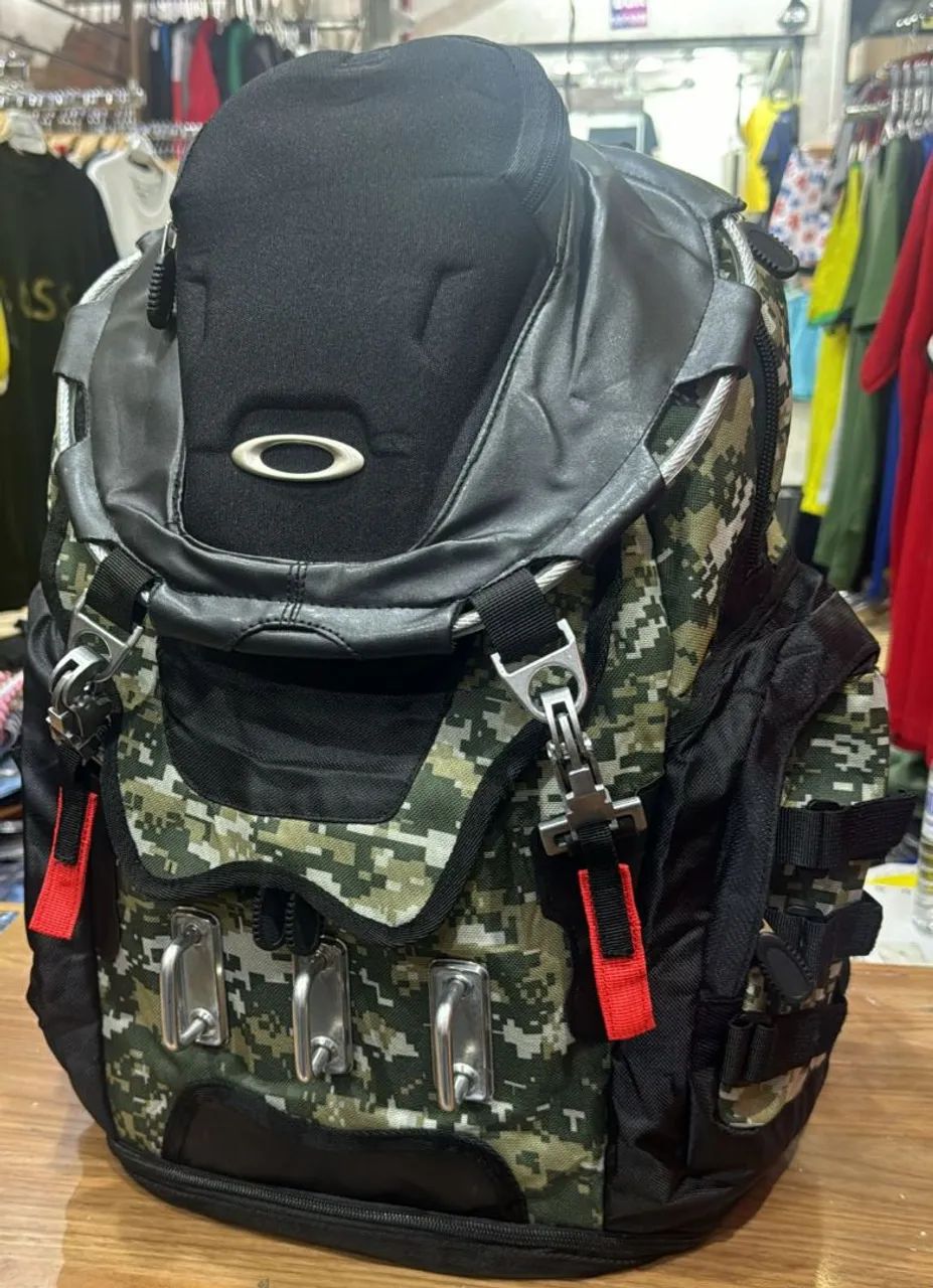 mochila oakley verde Camuflado nova importado 