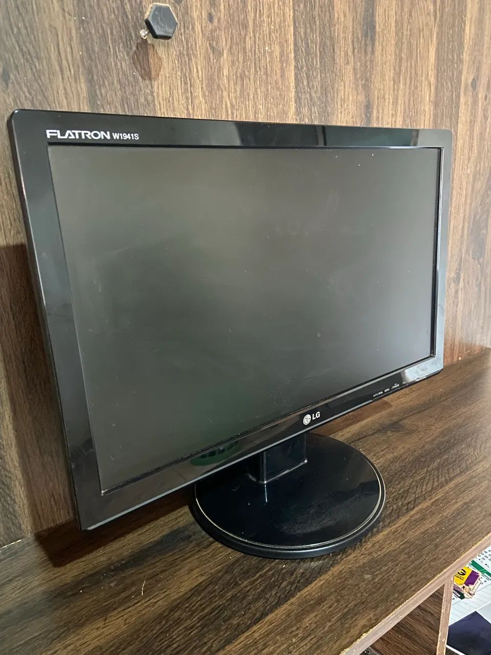Monitor LG 19?65713027225474120