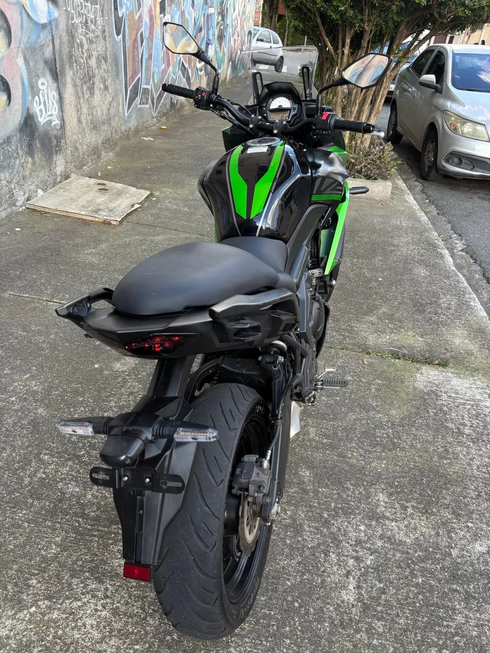 Kawasaki Versys - Foto 3