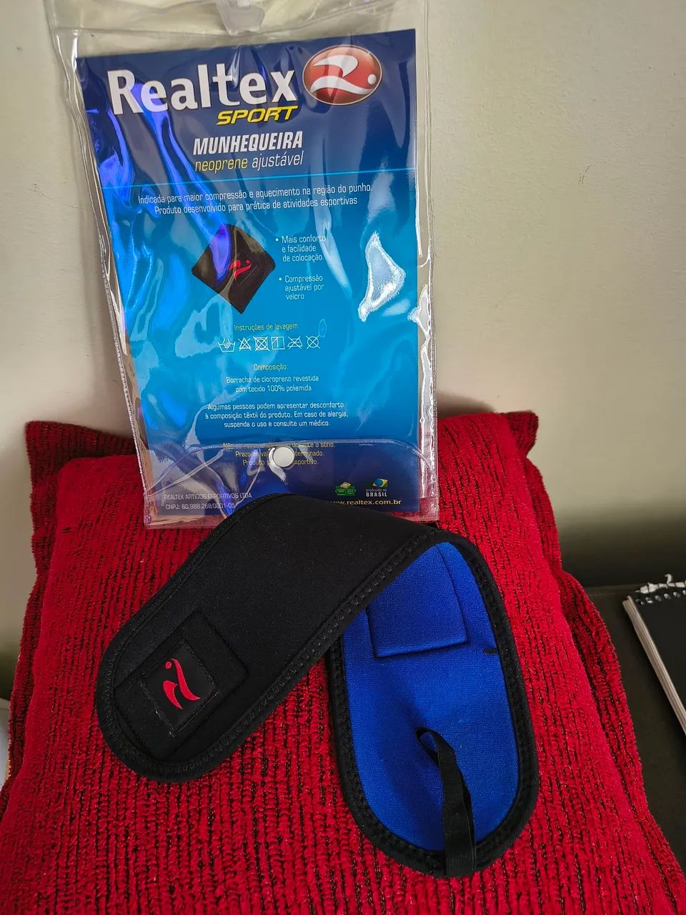 Munhequeira Neoprene Realtex Ajustável - Foto 4