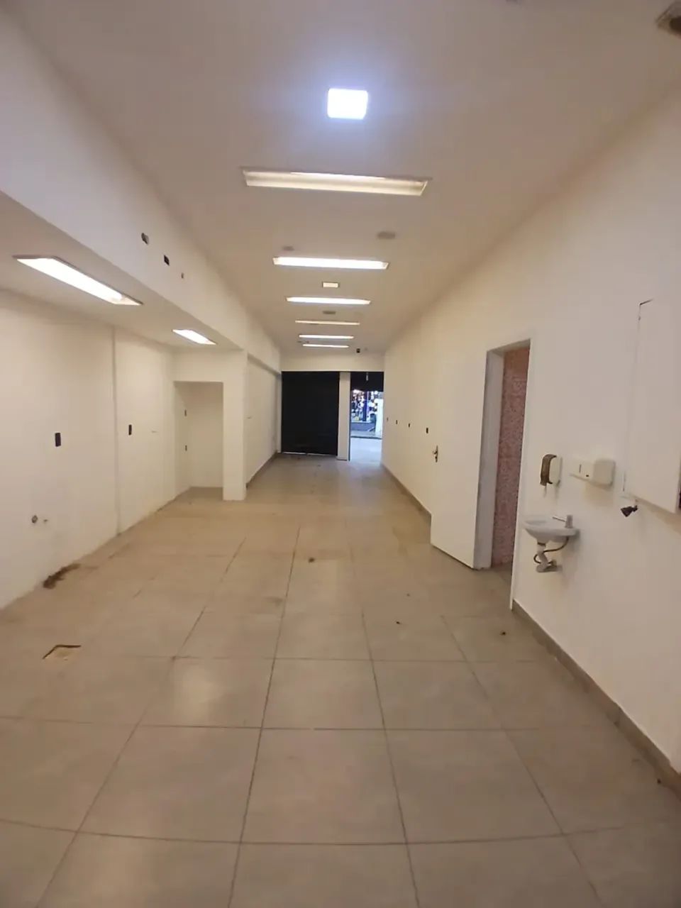 Loja - Centro da cidade - Várzea - Teresópolis - RJ.
