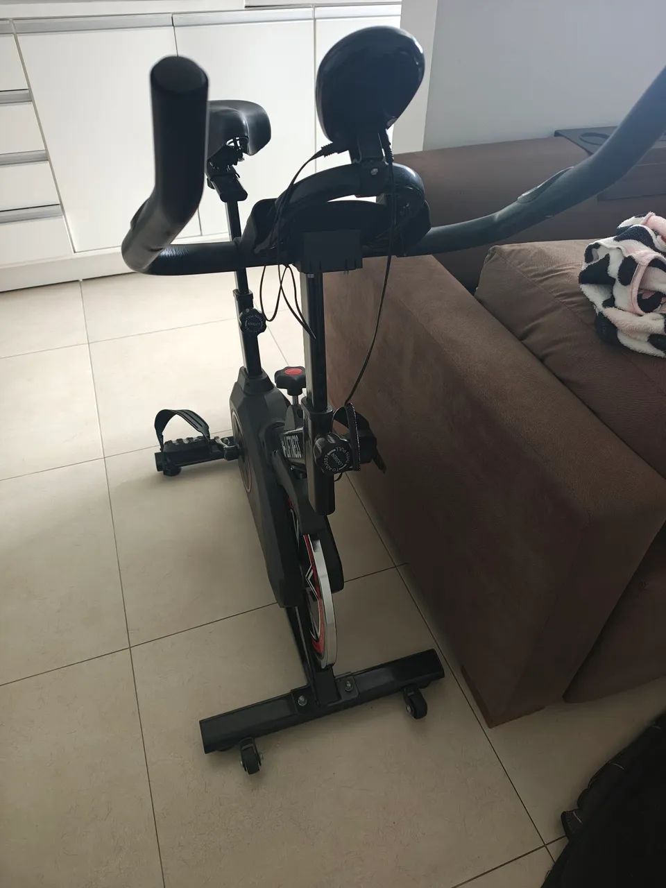 VENDO BICICLETA ERGOMÉTRICA  - Foto 3