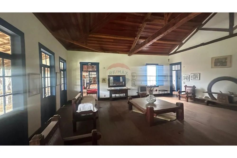 Fazenda Boa Esperança  Guarará/MG  Beira de Asfalto  Porteira Fechada - Foto 15