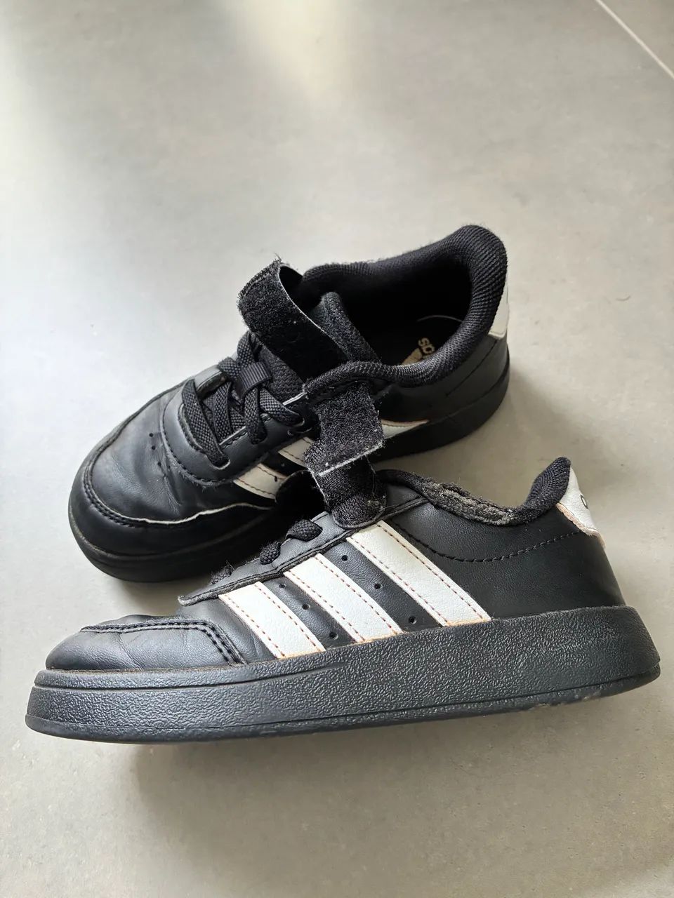 Tênis Adidas Tam26 - Foto 2