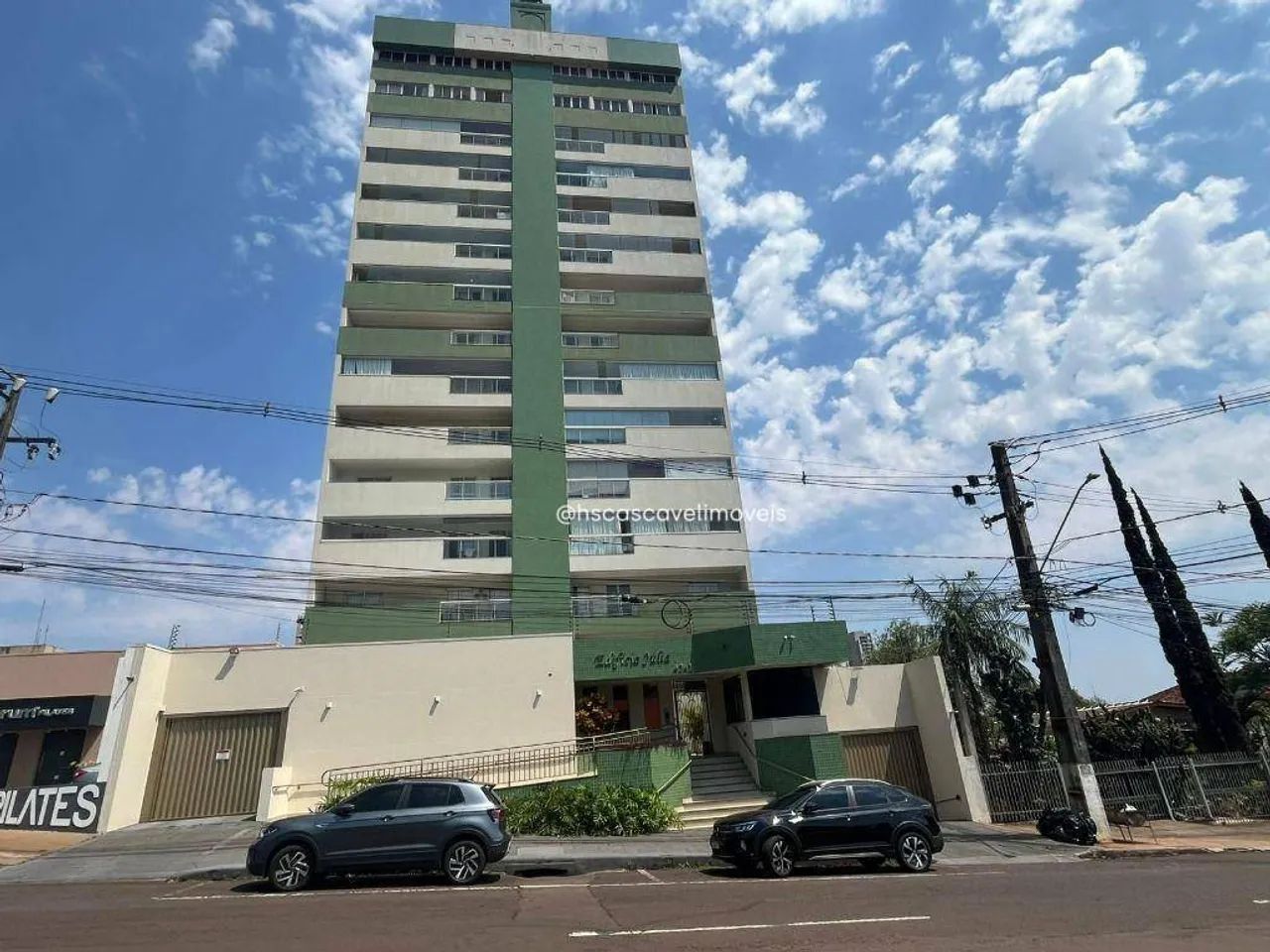 APARTAMENTO SEMI - MOBILIADO NO CENTRO DE CASCAVEL - PR