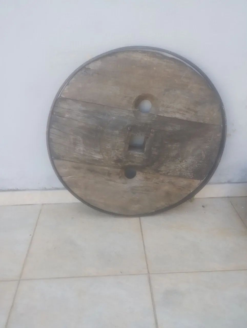 Roda carroça antiga
