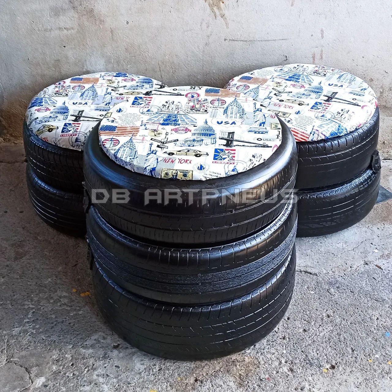 Jogo de Pufes 