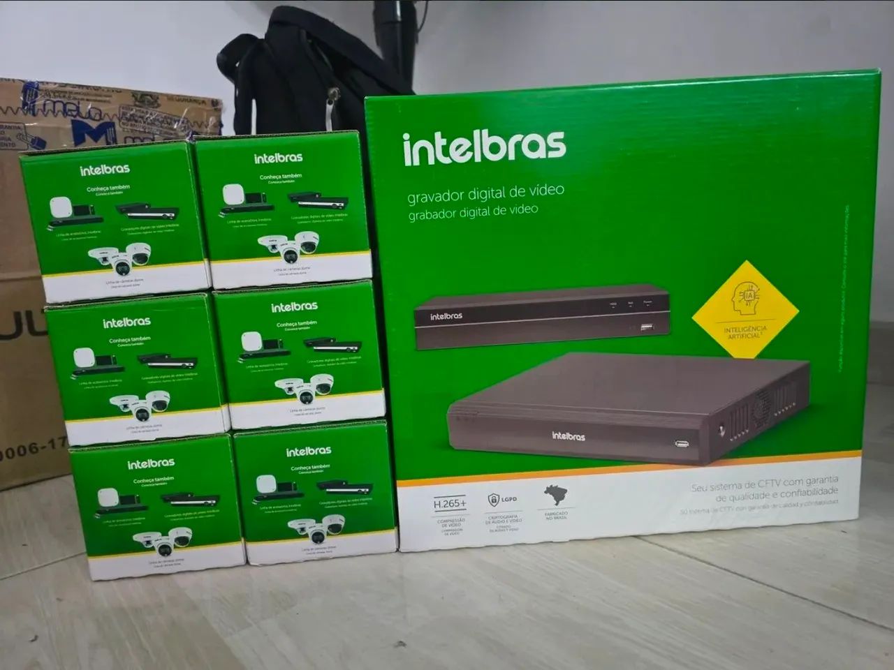 Kit 06 câmeras VHD 1220 B FC G8 - DVR MHDX 1216 COM HD 1 TERÁ 