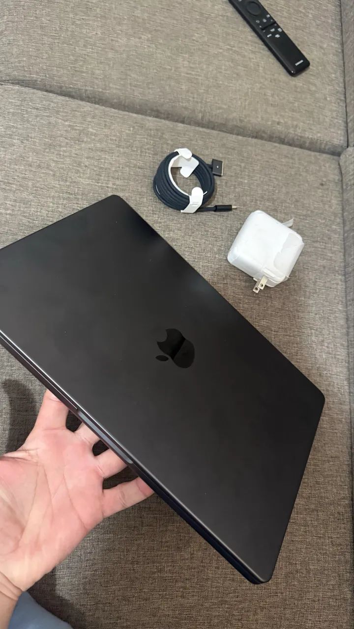 Macbook M4 pro, 24gb 512ssd, 14 polegadas, nunca usado! 