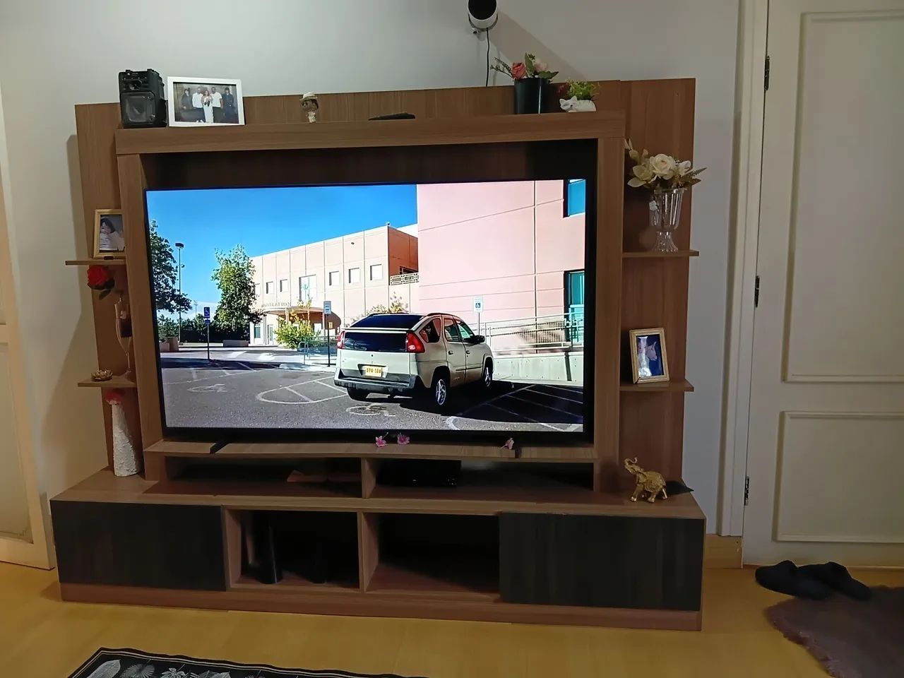 Estante para TV 65 polegadas novo 470 reais - Foto 3