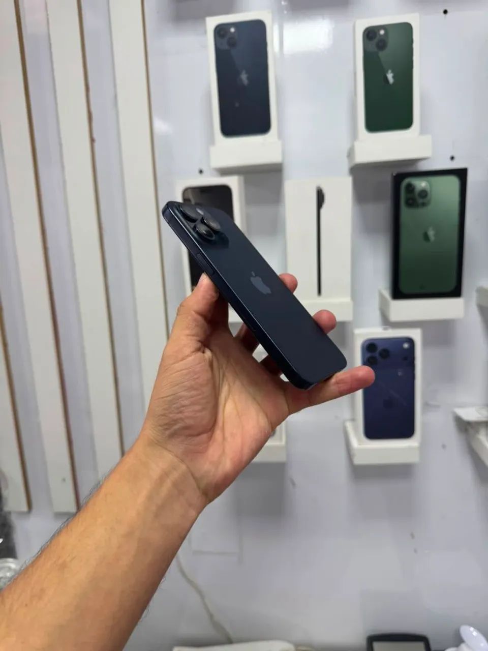 iPhone 15 Pro Max - 256Gb<br>?4.299,99 - Foto 2