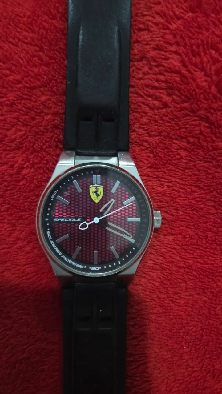Relógio masculino Ferrari 