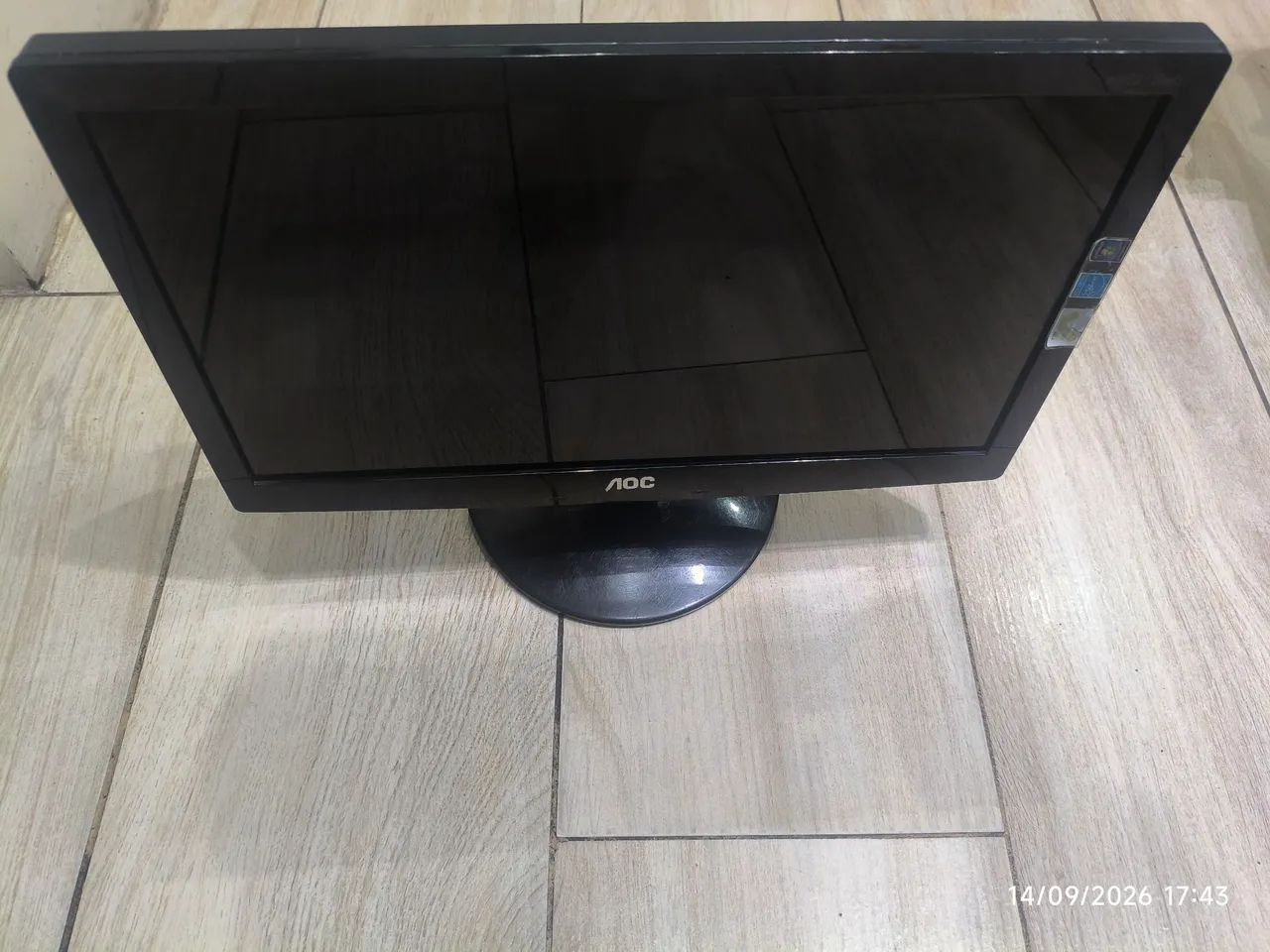 Monitor 15 polegadas AOC , bivolt - Foto 3