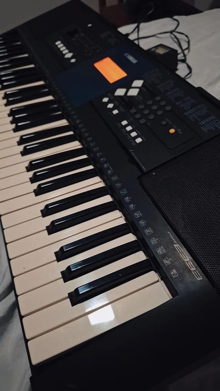 Teclado Yamaha E333 - Foto 2