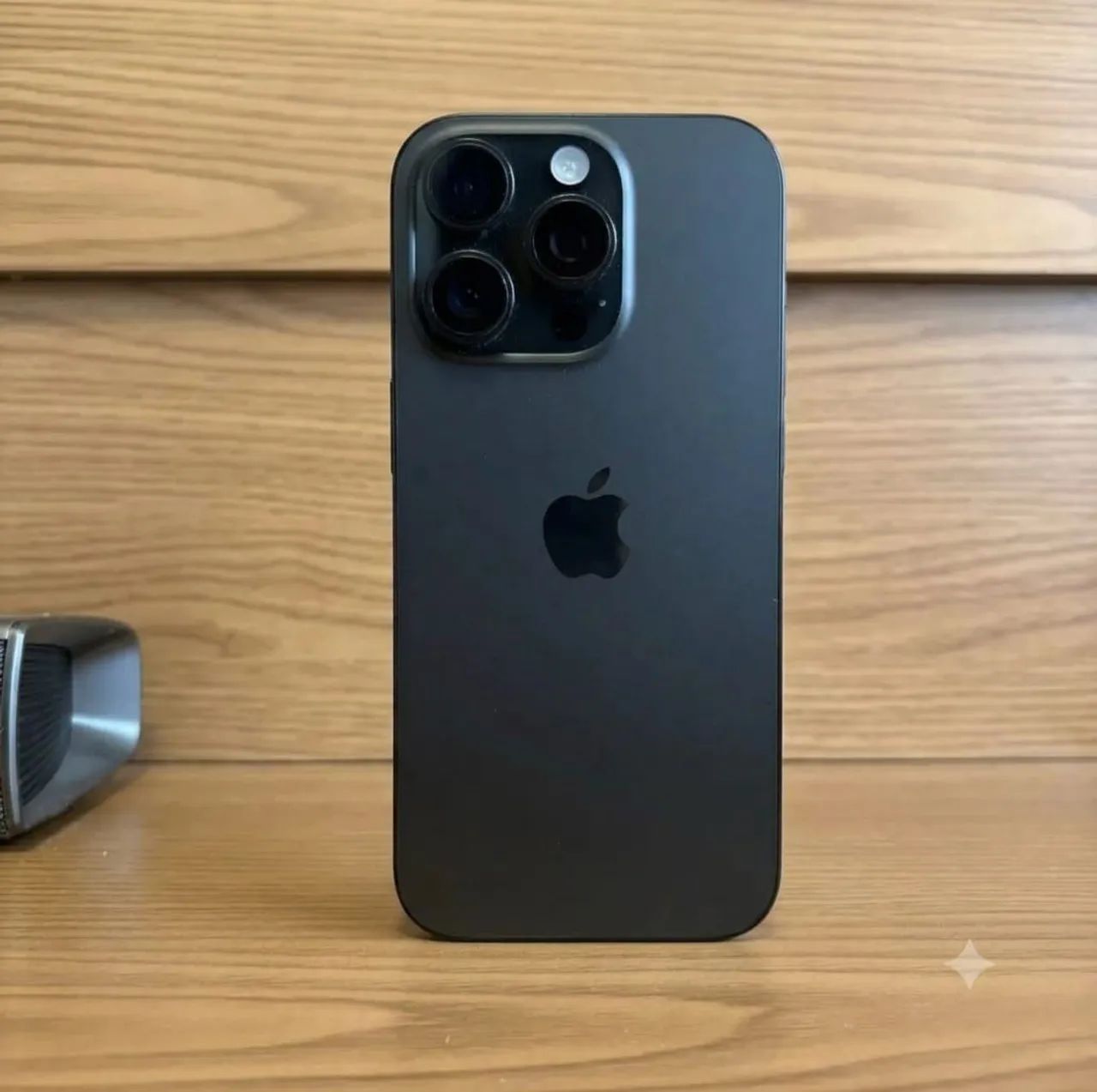 iPhone 16 pró  - Foto 2
