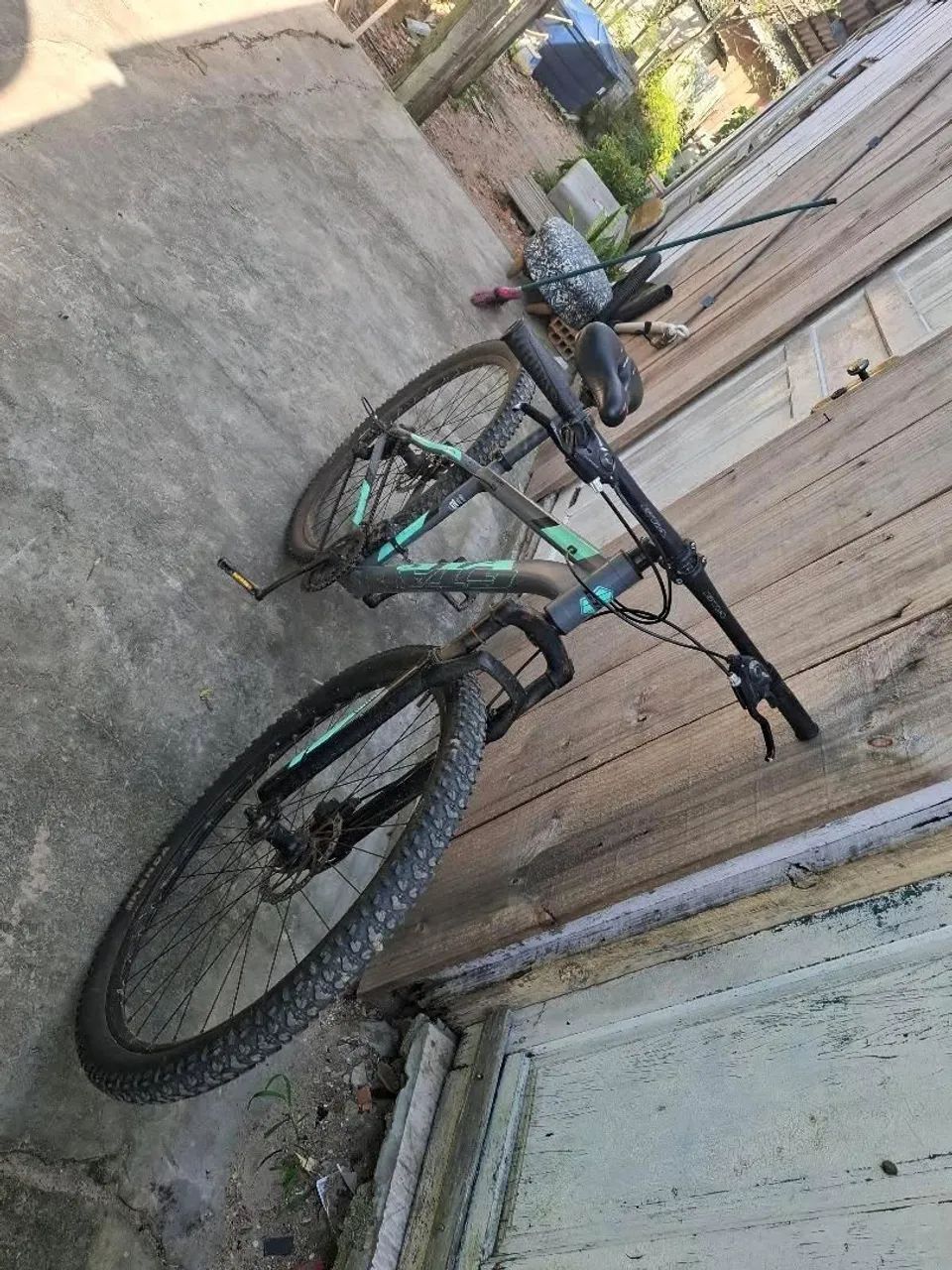Vende-se bicicleta aro 29 - Foto 3