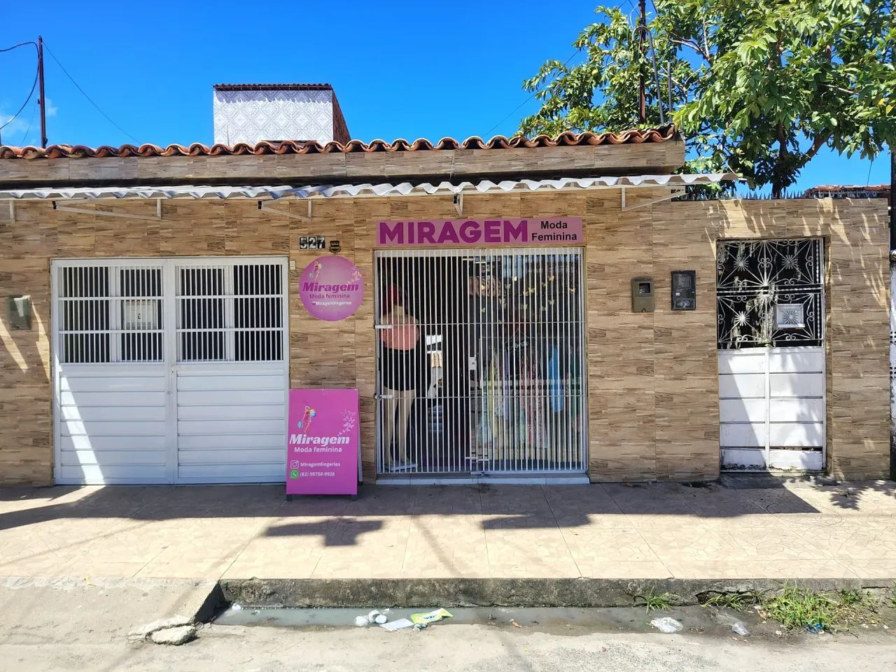 OPORTUNIDADE Casa com ponto comercial