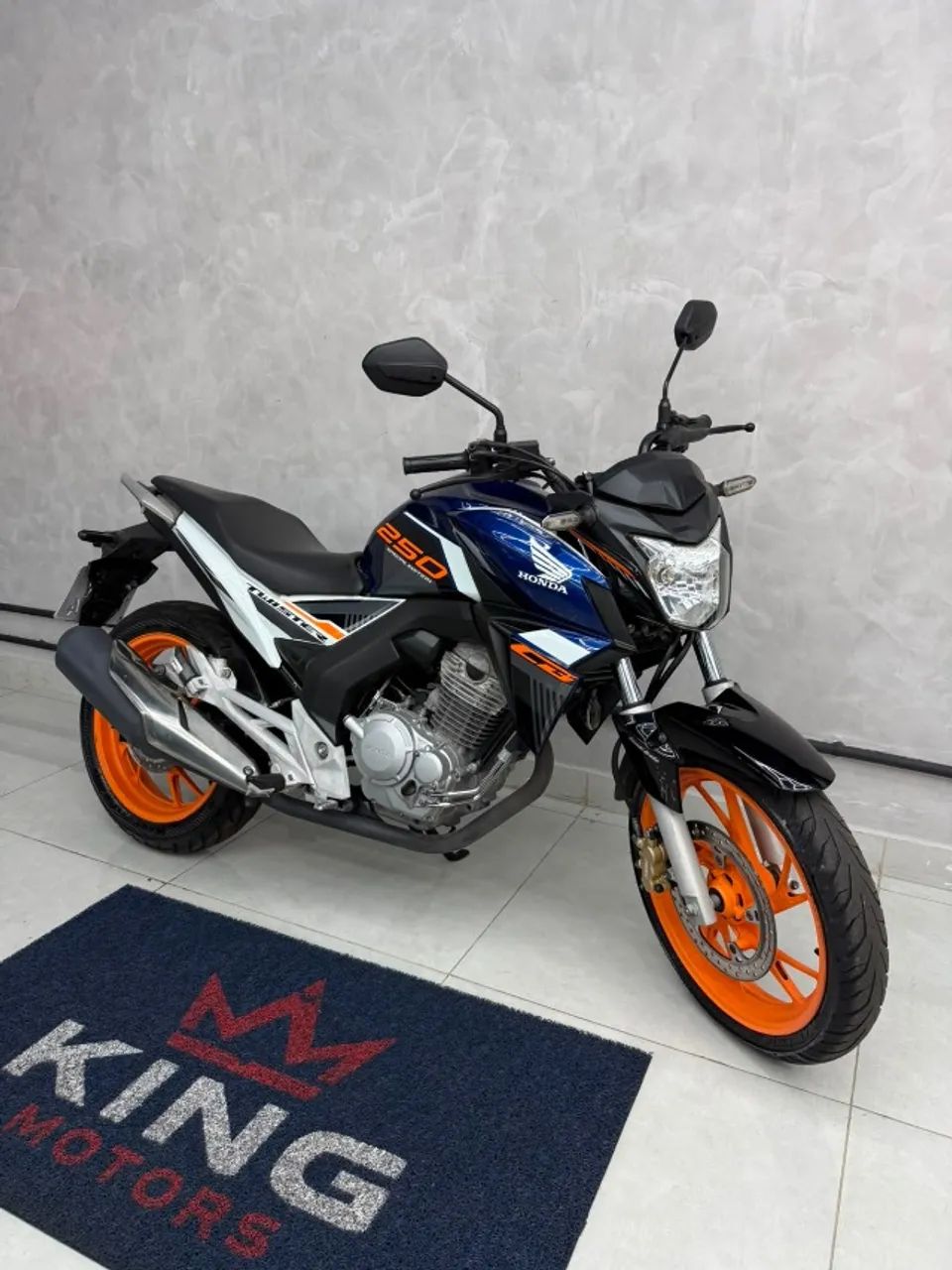 CB 250 - Foto 4
