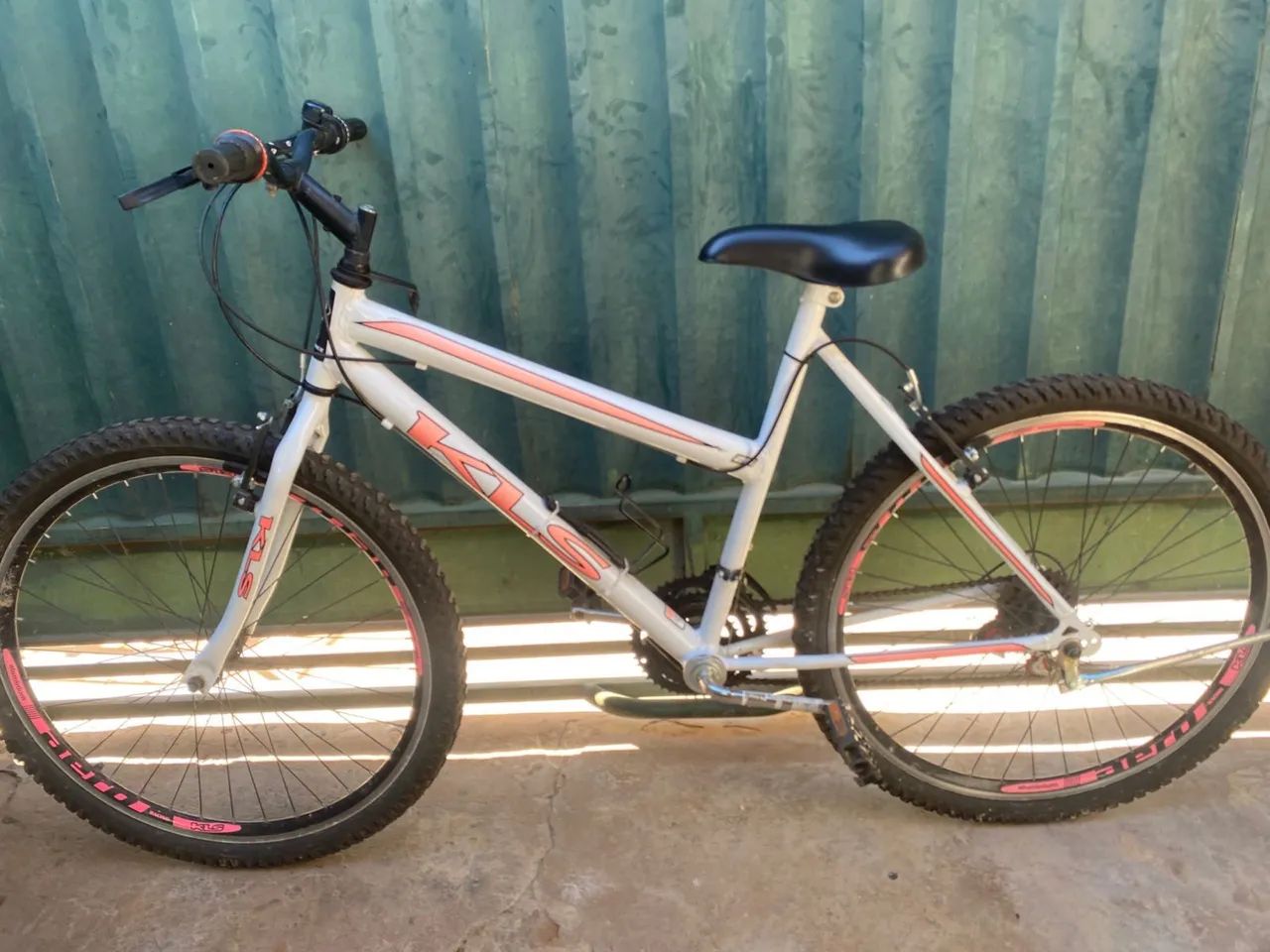 Bicicleta  - Foto 3