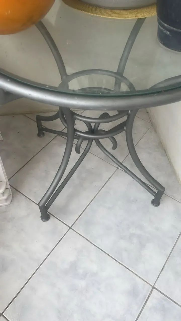 Cj de Mesa com 4 cadeiras. JA TA NO MENOR PREÇO  - Foto 2