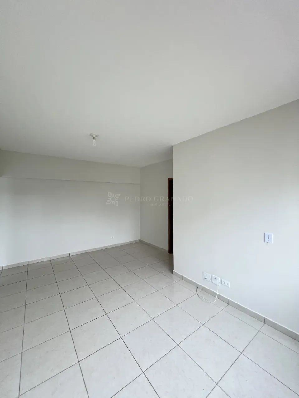 Apartamento 02 Dormitórios - Vila Marumby - Foto 3