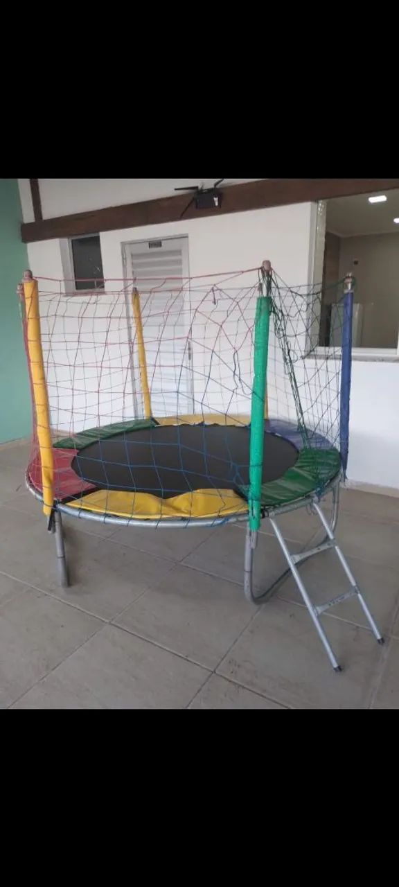 Vendo cama elástica 2 metros
