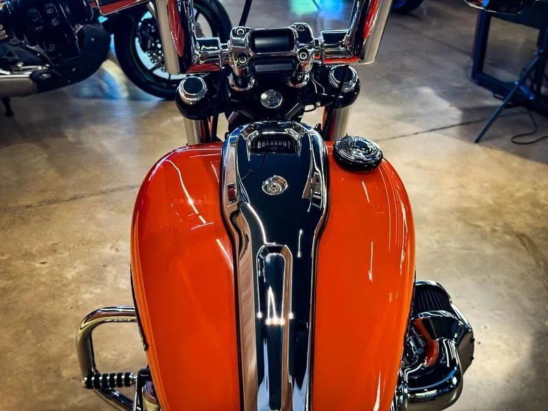 Harley-Davidson Breakout 2023 - Foto 3