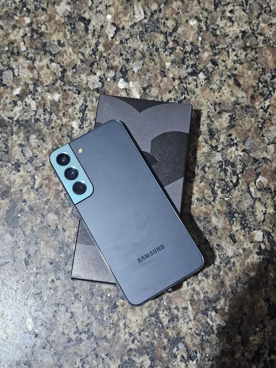 Celular Samsung S22 128GB (ler a descrição)