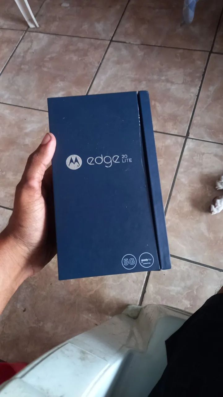 Moto edge