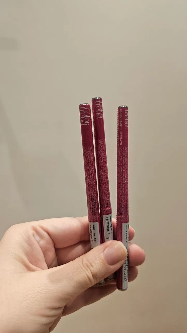 lápis de olho delineador glimmerstick avon preto