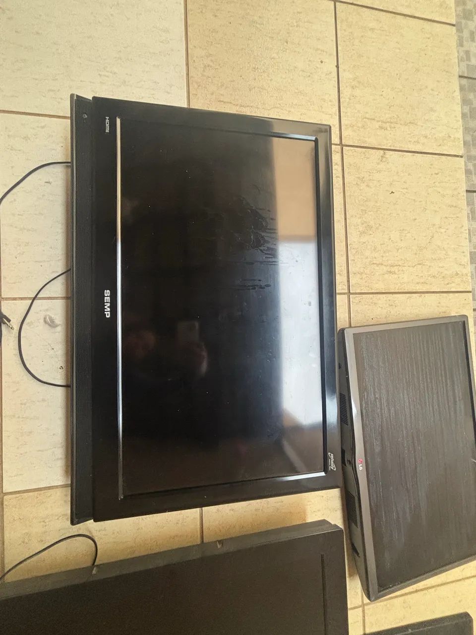 Vendo Tv / peças 