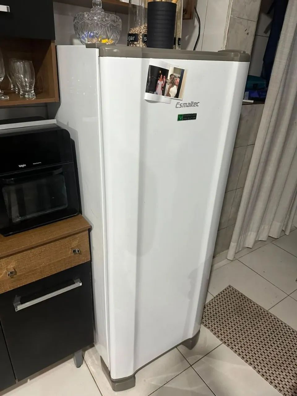 Geladeira semi nova 