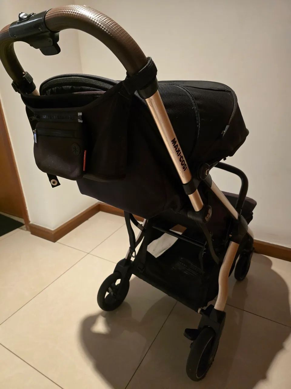 Carrinho de bebê MaxiCosi Eva 2 - Foto 5