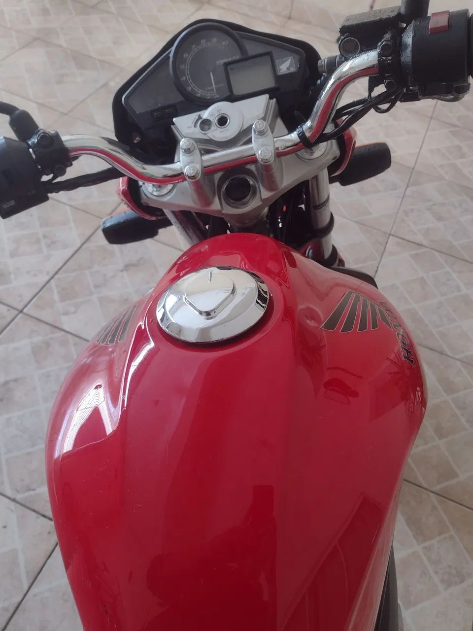 Honda cb 300  - Foto 3