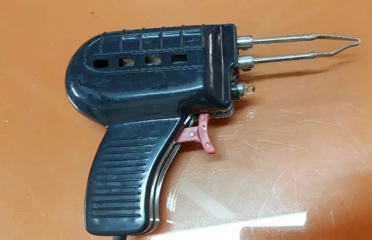 PISTOLA DE SOLDA 100W - Foto 3