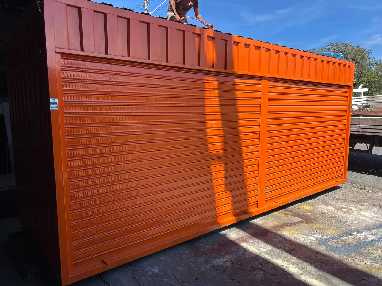 Container loja
