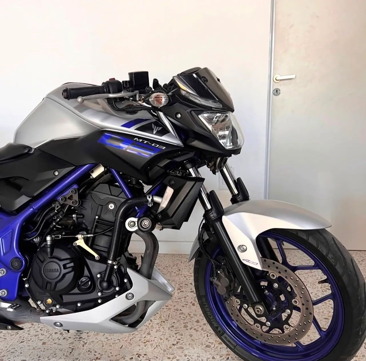 YAMAHA MT-03  - Foto 3