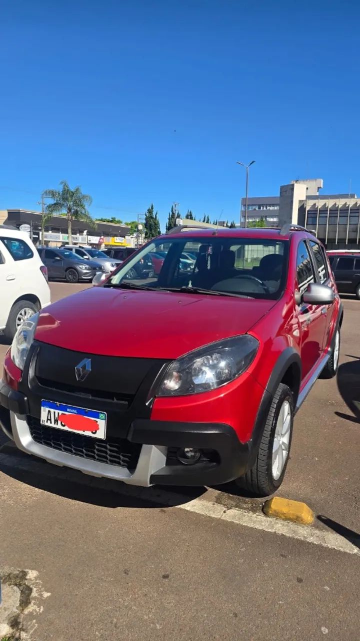 Renault Sandero SANDERO STEPWAY Hi-Power 1.6 8V 5p 2013