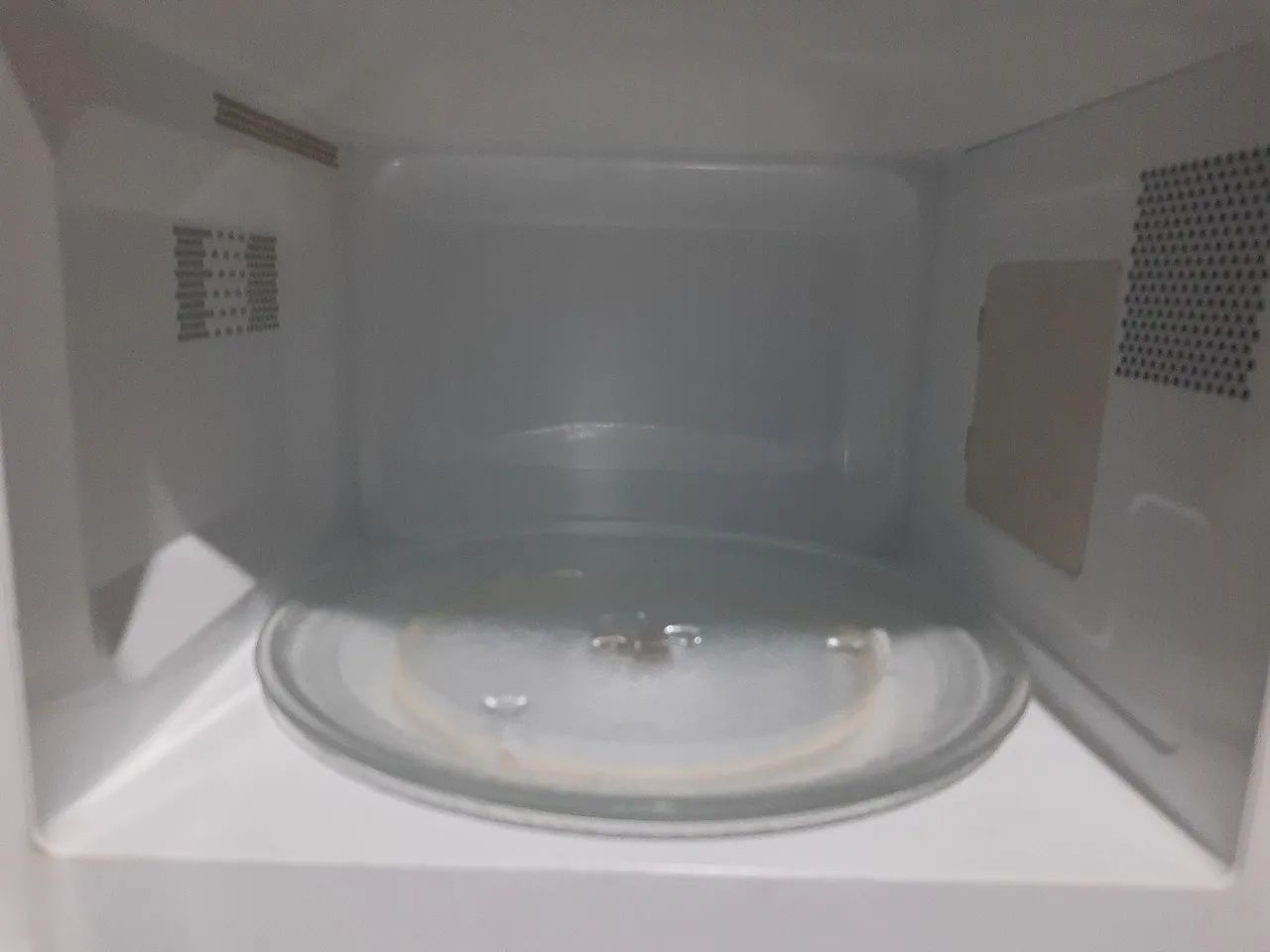 Microondas Electrolux 20 litros  - Foto 4