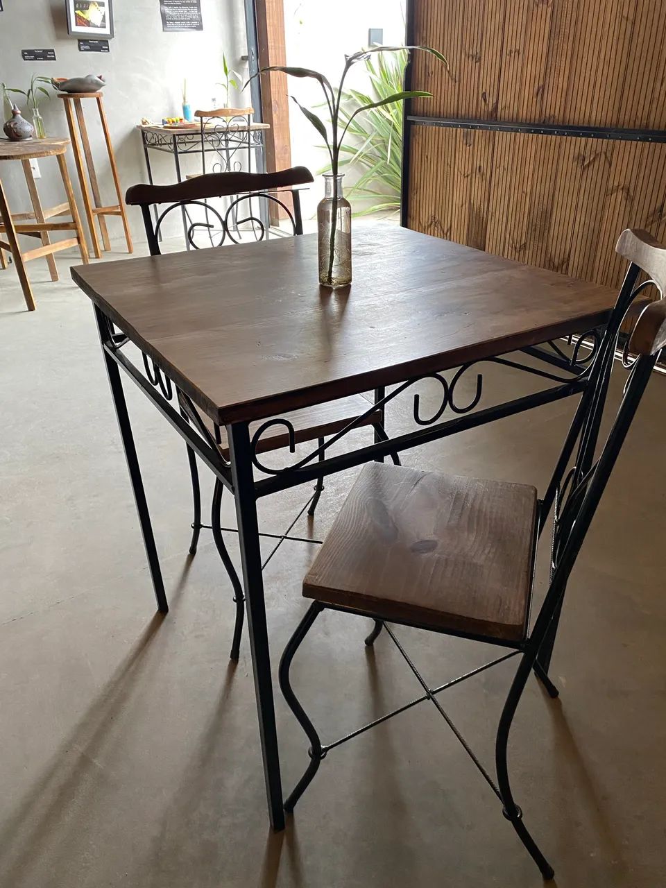 CONJUNTO MESA + 4 CADEIRAS - Foto 2