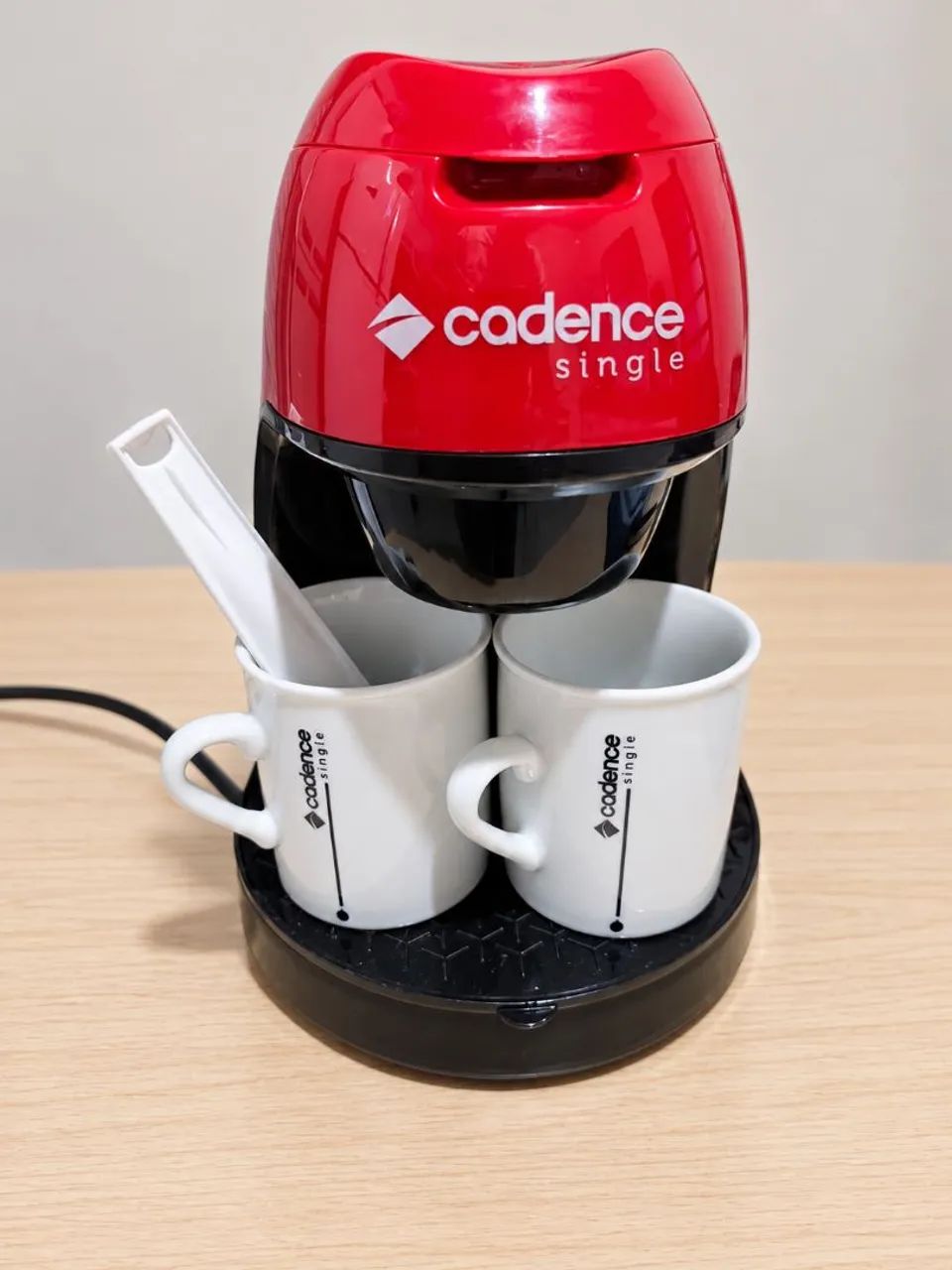 Cafeteira 127v + canecas - Foto 2